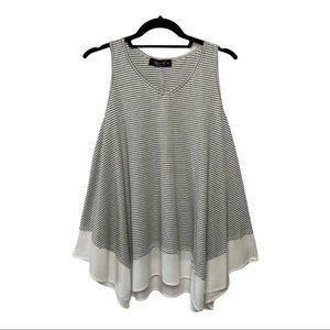 Nimi K Sleeveless V Neck Swing Tunic Top